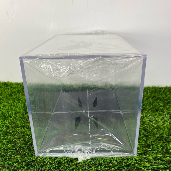 BallQube Grandstand Football Display Case - Picture 3 of 4